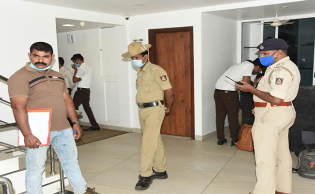 Mangaluru: Four members of a family commit suicide in hotel room
